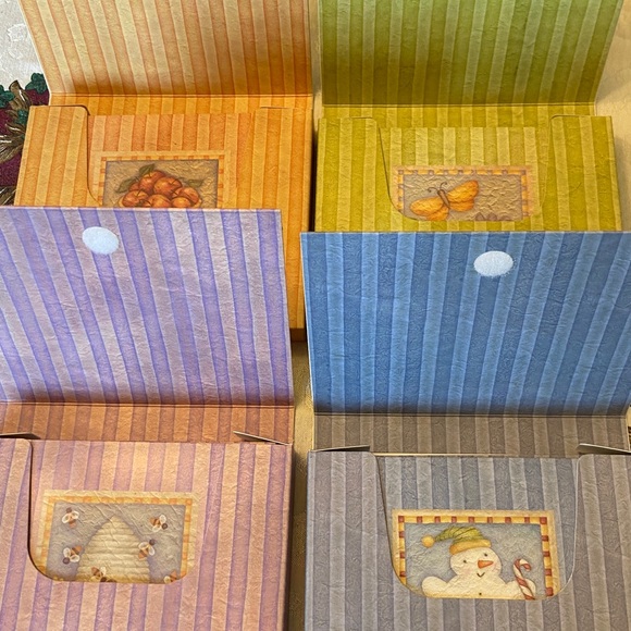 Beth Logan Four Seasons Greeting Cards (48 assorted cards) - Picture 2 of 3